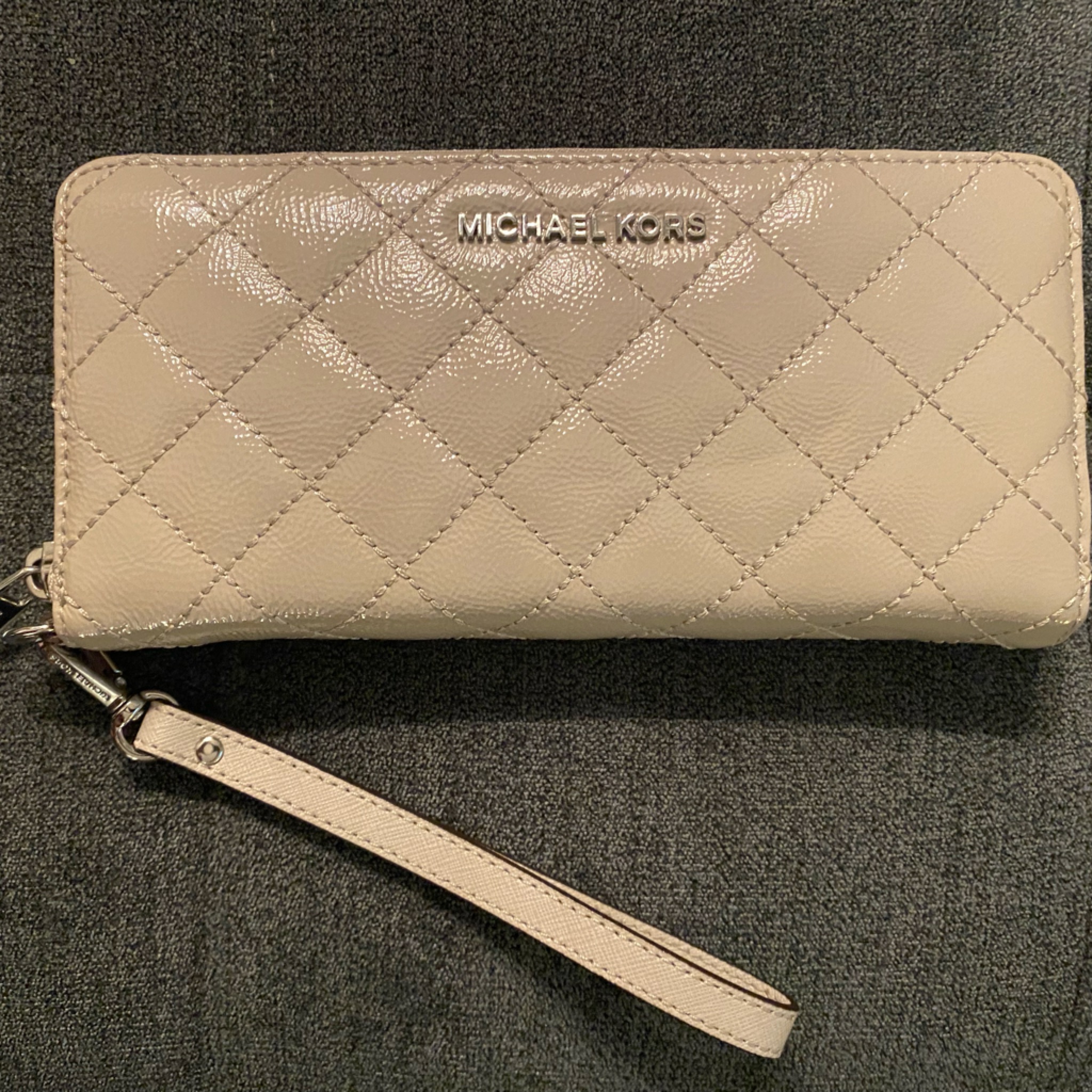 New Michael Kors Quilted Jet Set Travel Continental Wallet In Cement